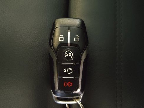 Used 2017 Ford Edge SEL w/ Equipment Group 201A image 32