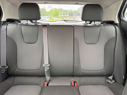 Used 2024 Buick Encore GX Preferred FWD image 28