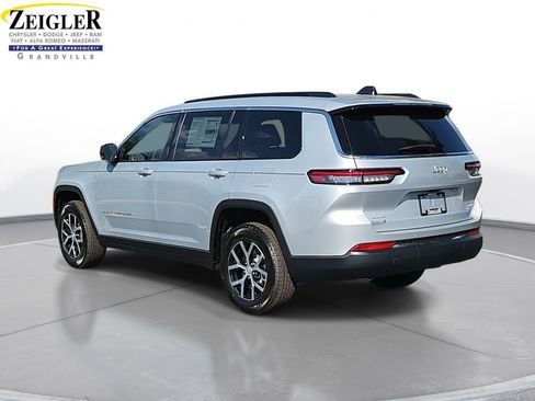 New 2025 Jeep Grand Cherokee L Limited w/ Trailer Tow Package image 7
