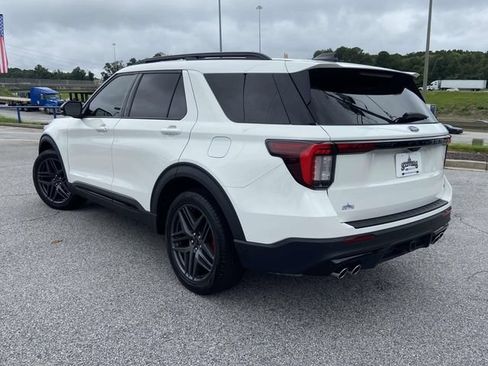 Certified 2025 Ford Explorer ST w/ Sun And Sound Package AWD/4WD image 5