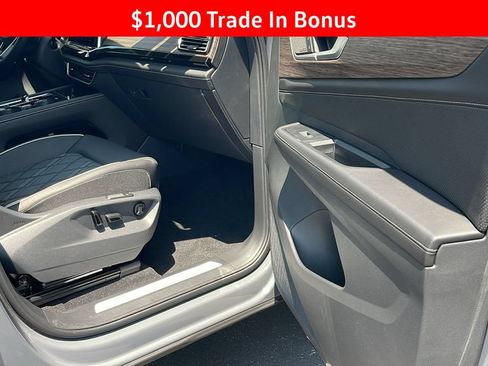 New 2025 Volkswagen Atlas SEL Premium R-Line AWD/4WD image 35