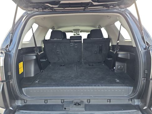 Used 2019 Toyota 4Runner SR5 RWD image 26