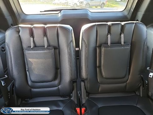 Used 2019 Ford Explorer XLT w/ Equipment Group 202A AWD/4WD image 49