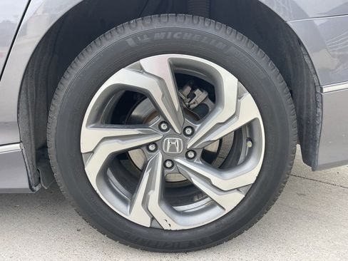 Used 2020 Honda Accord EX-L image 17