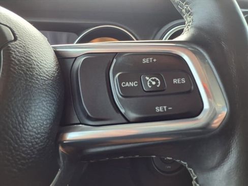 Used 2021 Jeep Wrangler Sahara w/ Cold Weather Group image 28