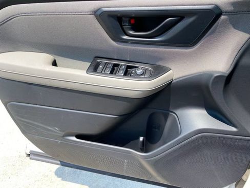 New 2026 Subaru Forester Premium AWD/4WD image 13