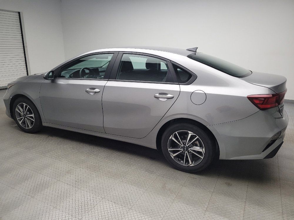 Used 2023 Kia Forte LXS FWD image 3