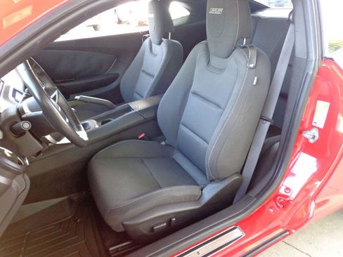 Used 2011 Chevrolet Camaro SS RWD image 13