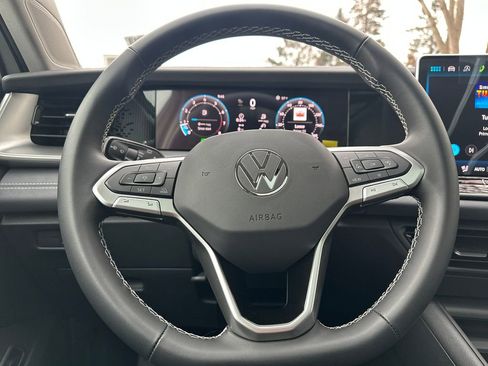 New 2026 Volkswagen Tiguan SE image 7