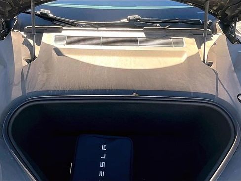 Used 2022 Tesla Model S Plaid image 7