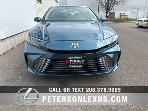 Used 2025 Toyota Camry XSE image 8