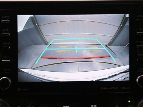 Certified 2021 Toyota Highlander XLE image 21