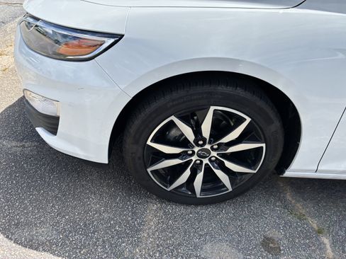 Used 2025 Chevrolet Malibu RS FWD image 5