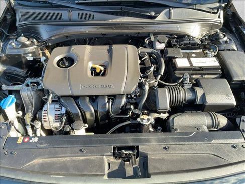 Used 2023 Kia Forte LXS image 23