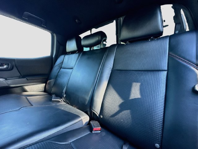Used 2017 Toyota Tacoma TRD Pro AWD/4WD image 18