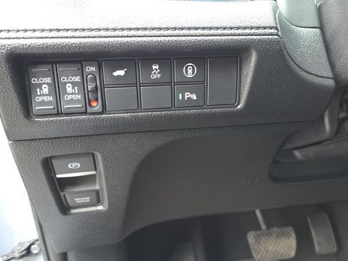 Used 2024 Honda Odyssey Touring image 24