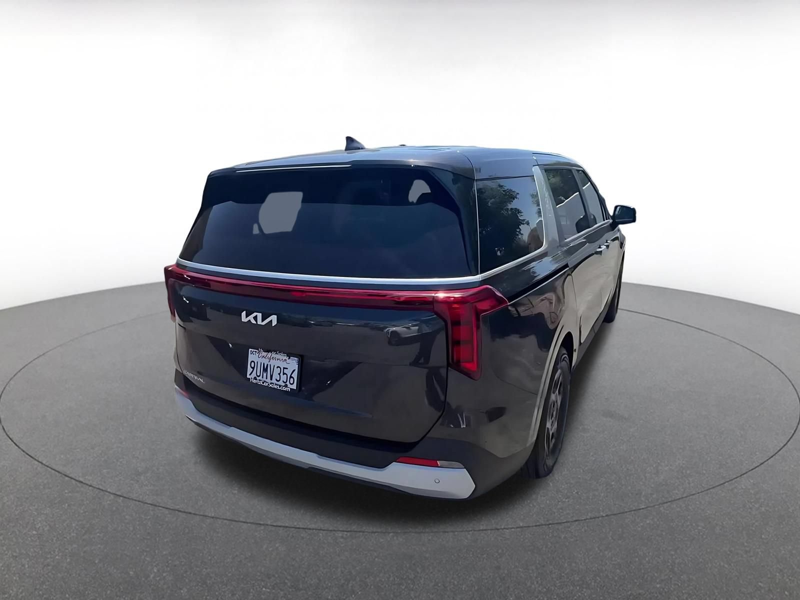 Used 2026 Kia Carnival FWD image 14