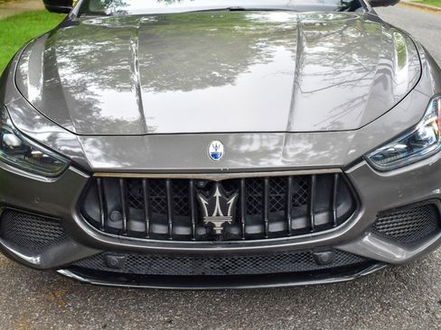 Used 2022 Maserati Ghibli Modena Q4 AWD/4WD image 35
