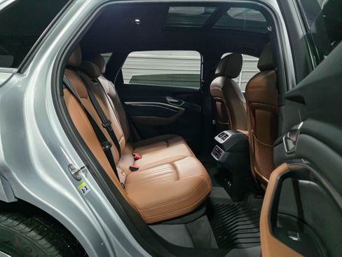 Used 2022 Audi e-tron Premium Plus image 16