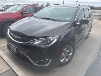 Used 2018 Chrysler Pacifica Touring-L Plus w/ Advanced Safetytec Group