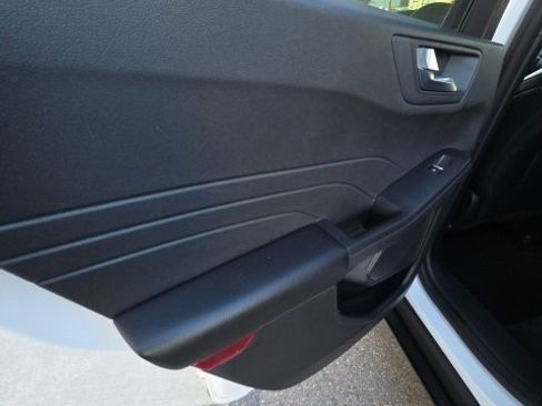 Used 2023 Ford Escape ST-Line image 14