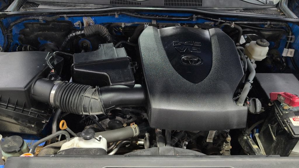 Used 2020 Toyota Tacoma TRD Sport AWD/4WD image 24