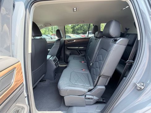 Used 2026 Volkswagen Atlas SE FWD image 26