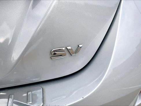 Used 2018 Nissan Leaf SV w/ SV Technology Package image 7