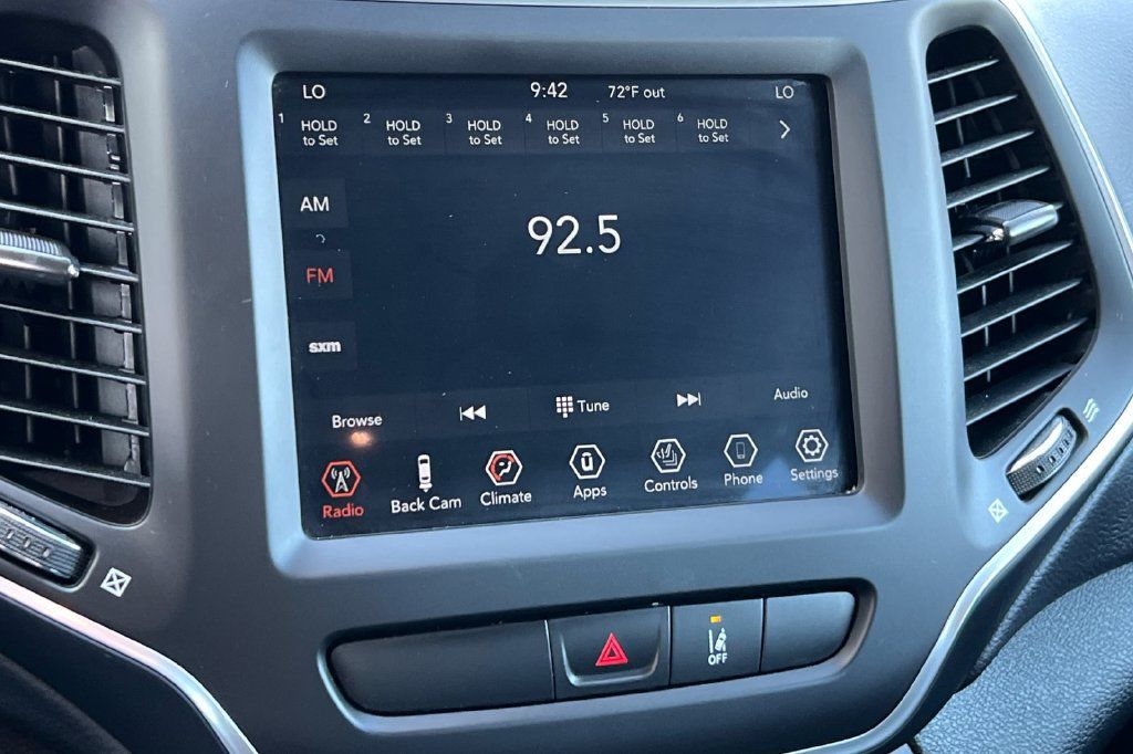 Used 2022 Jeep Cherokee Latitude Lux AWD/4WD image 21