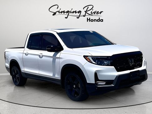 Used 2025 Honda Ridgeline Black Edition image 1