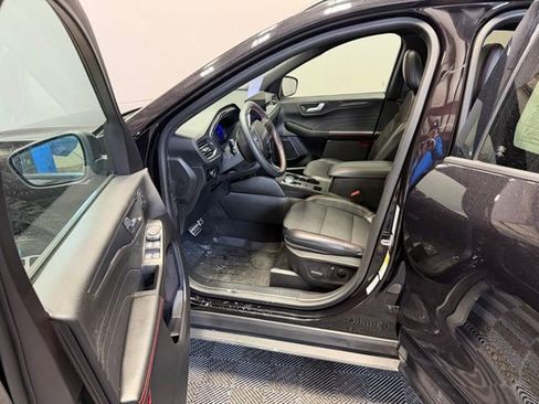 Used 2023 Ford Escape ST-Line Select w/ Tech Pack #2 image 14