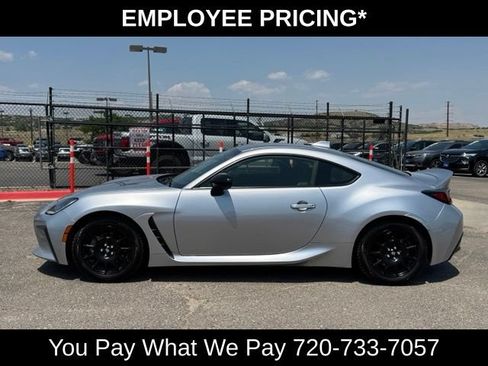 Used 2024 Toyota GR86 Premium RWD image 2
