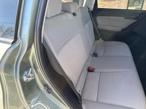Used 2015 Subaru Forester 2.5i w/ Alloy Wheel Package image 8