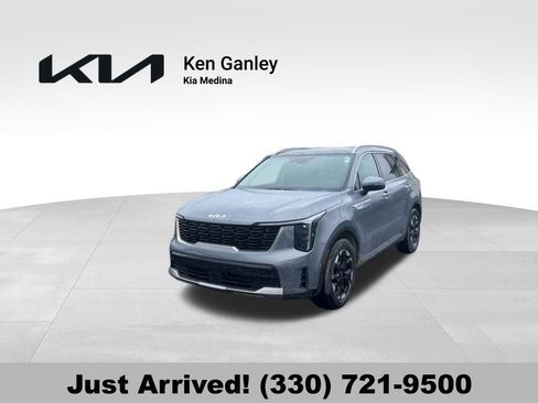 Certified 2024 Kia Sorento S w/ Panoramic Sunroof Package image 1