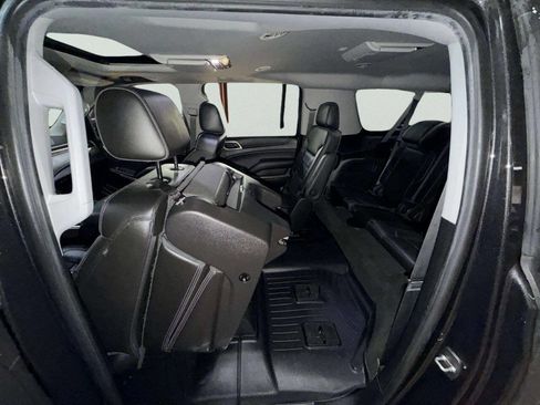 Used 2018 GMC Yukon XL Denali w/ Open Road Package AWD/4WD image 26
