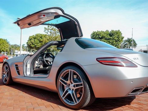 Used 2012 Mercedes-Benz SLS AMG Coupe image 43