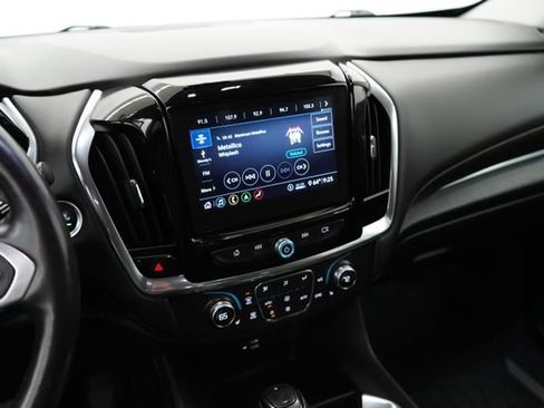 Used 2020 Chevrolet Traverse RS AWD/4WD image 27