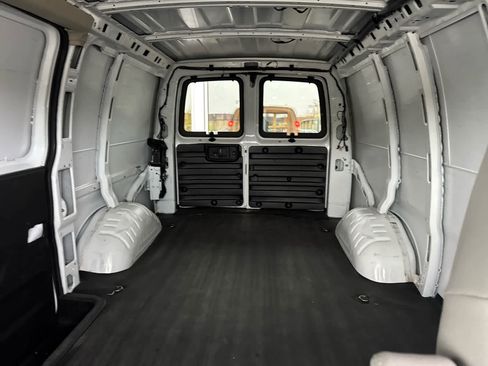 Used 2024 Chevrolet Express 2500 w/ Driver Convenience Package image 24