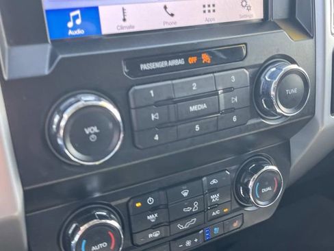 Used 2019 Ford F150 Lariat AWD/4WD image 42