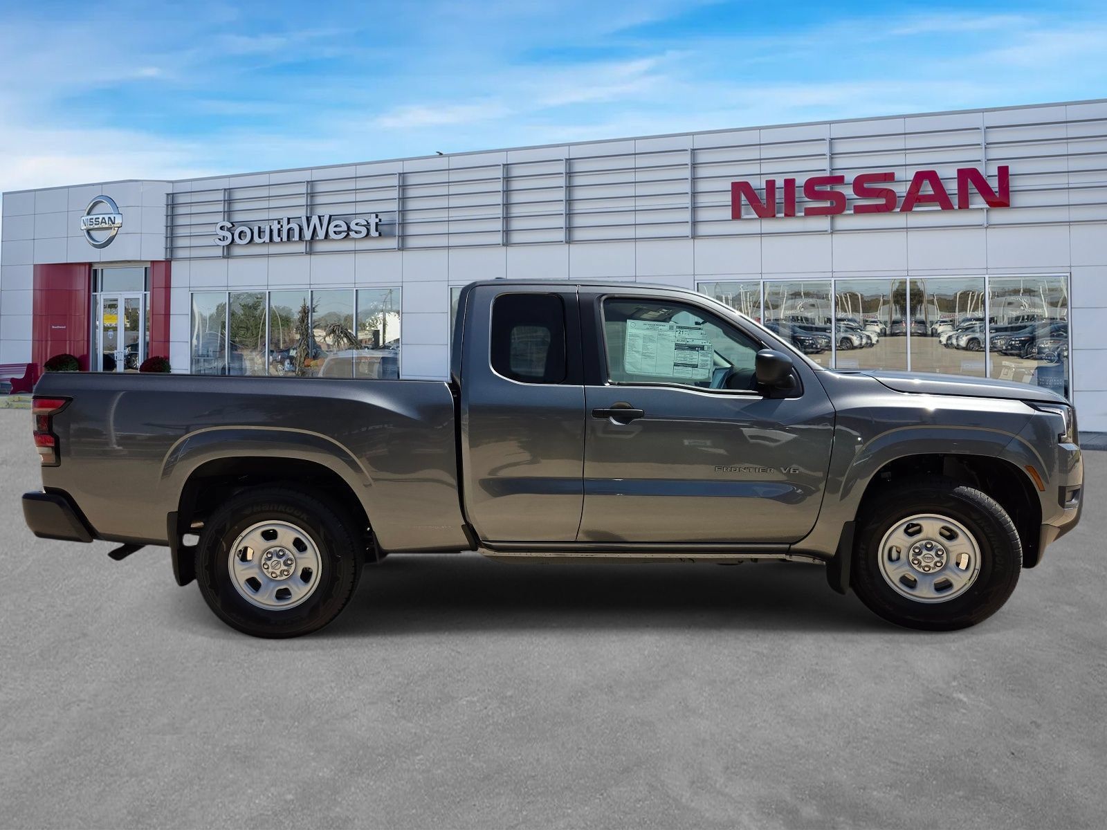 New 2027 Nissan Frontier S w/ Tow Package RWD image 4