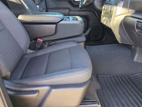 Used 2022 Chevrolet Silverado 1500 Custom image 28