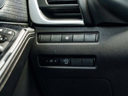 Used 2023 Nissan Rogue SV FWD image 26
