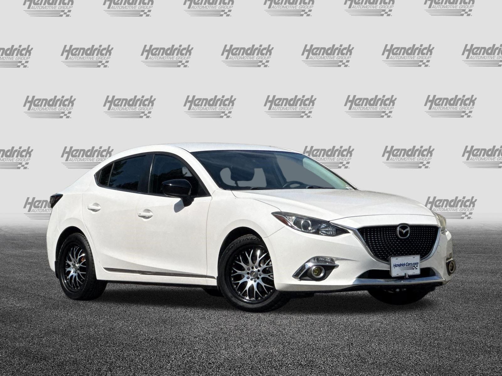 Used 2014 MAZDA MAZDA3 i Touring w/ Technology Package FWD image 2