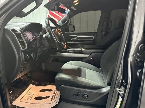 Used 2022 RAM 1500 Big Horn AWD/4WD image 12