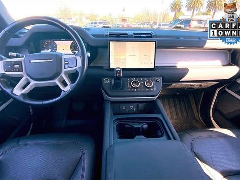 Used 2022 Land Rover Defender 110 S image 15