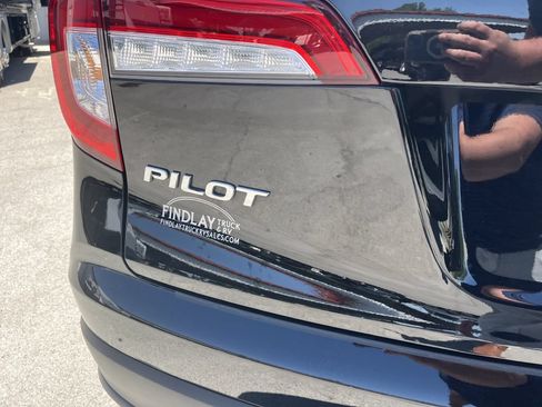 Used 2022 Honda Pilot Black Edition image 11