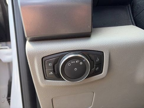 Used 2020 Ford F250 XLT w/ XLT Value Package AWD/4WD image 12
