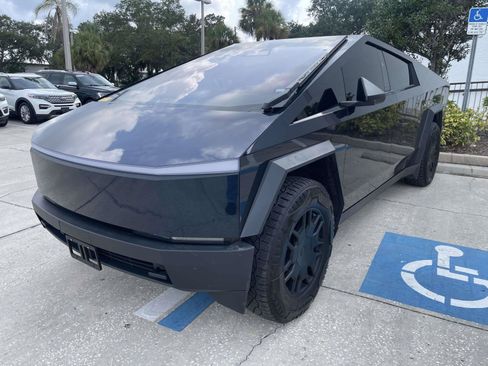 Used 2024 Tesla Cybertruck AWD Crew Cab image 1