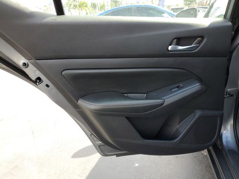 Used 2020 Nissan Altima 2.5 S image 30