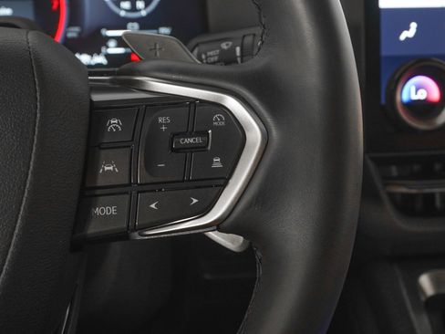 Used 2025 Lexus GX 550 w/ Accessory Package (2T) image 24